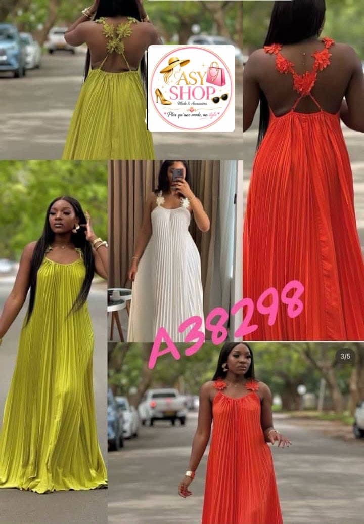 Robe Longue Plissée Dos Orné de Fleurs - Boutique - 1